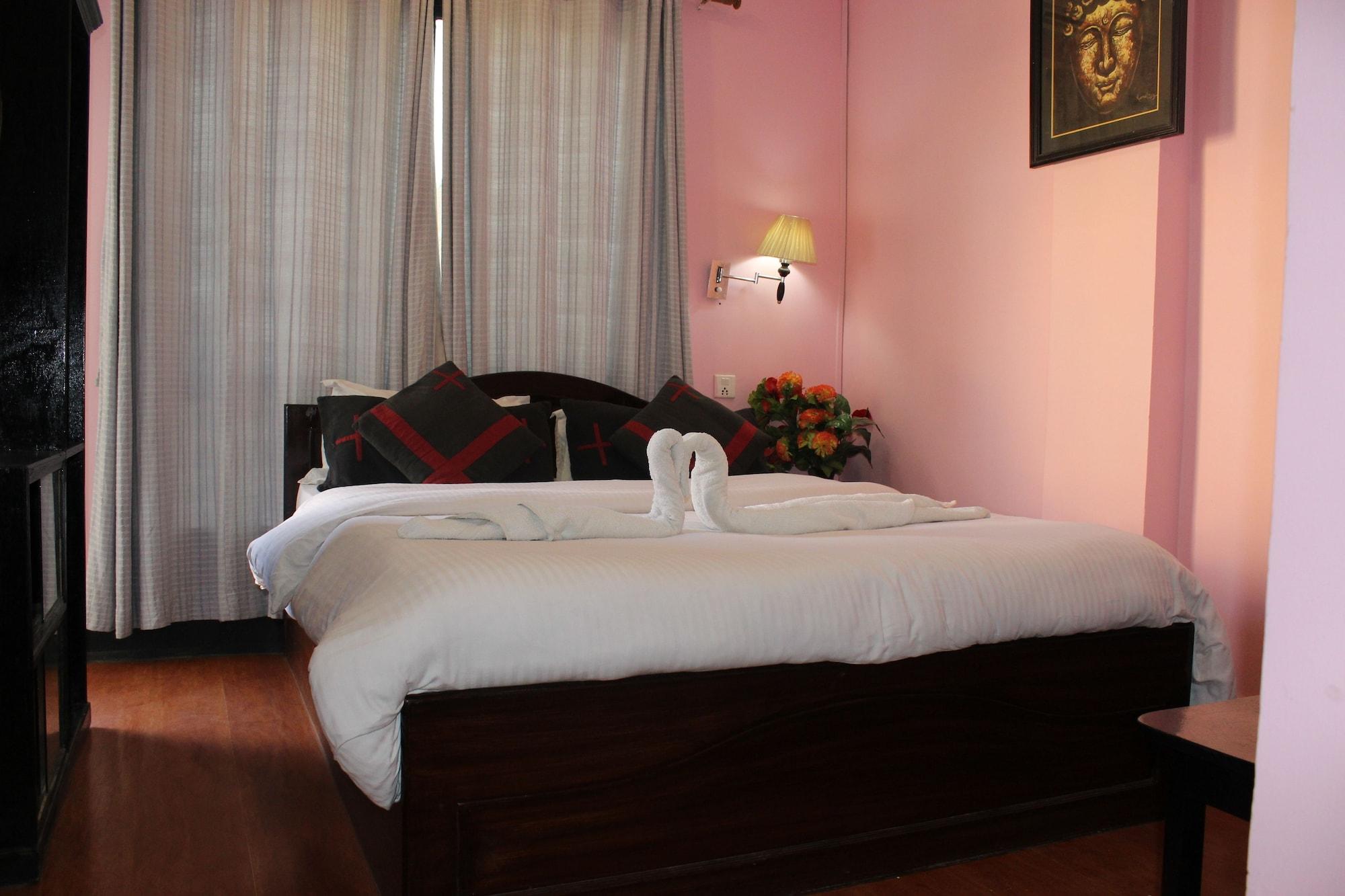 Hotel Buddha Land Катманду Екстер'єр фото