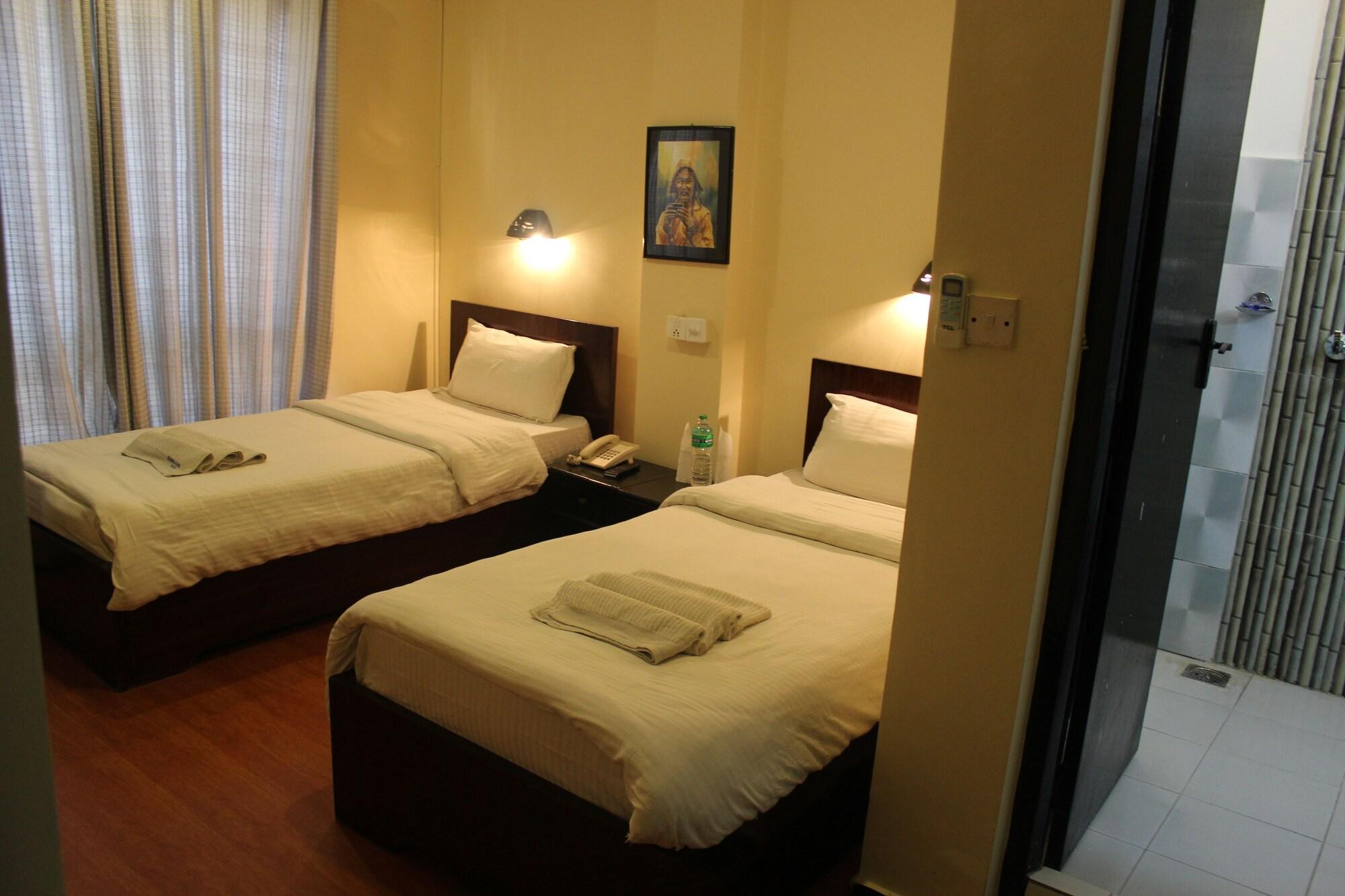 Hotel Buddha Land Катманду Екстер'єр фото