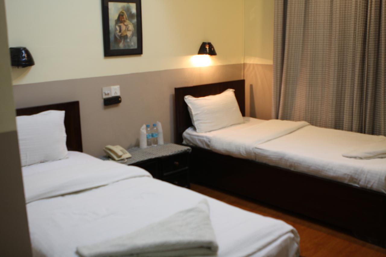 Hotel Buddha Land Катманду Екстер'єр фото